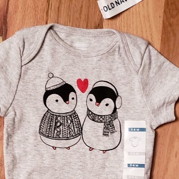 NWT Old Navy Penguin ♥️ Lovey Onesie - Picture 2 of 4